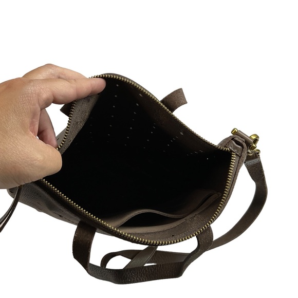 Madewell Chocolate Brown The Transport Crossbody Bag: Geo Holepunch Edition - Picture 4 of 15